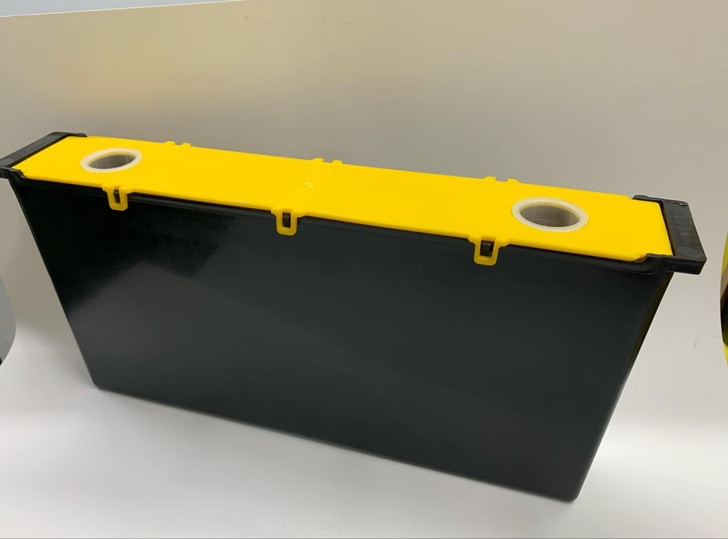 Feeder Box (2 frame)