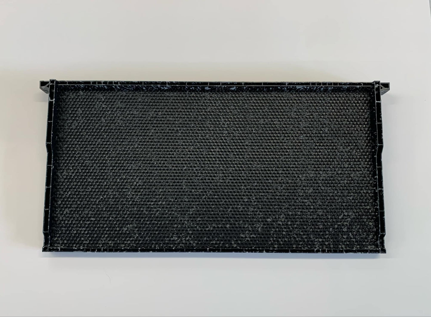 Cadre entièrement en plastique noir - Standard 9 1/8"